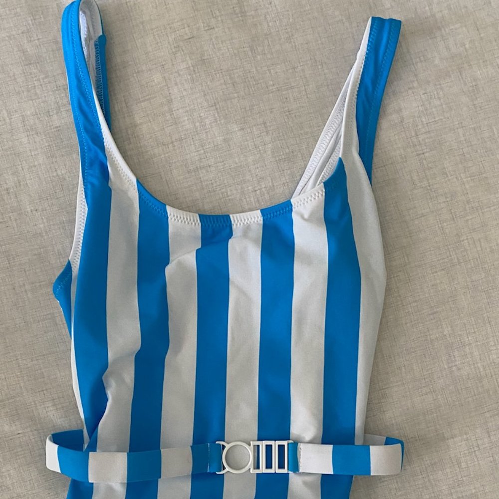 Solid and Striped One-piece swim XS